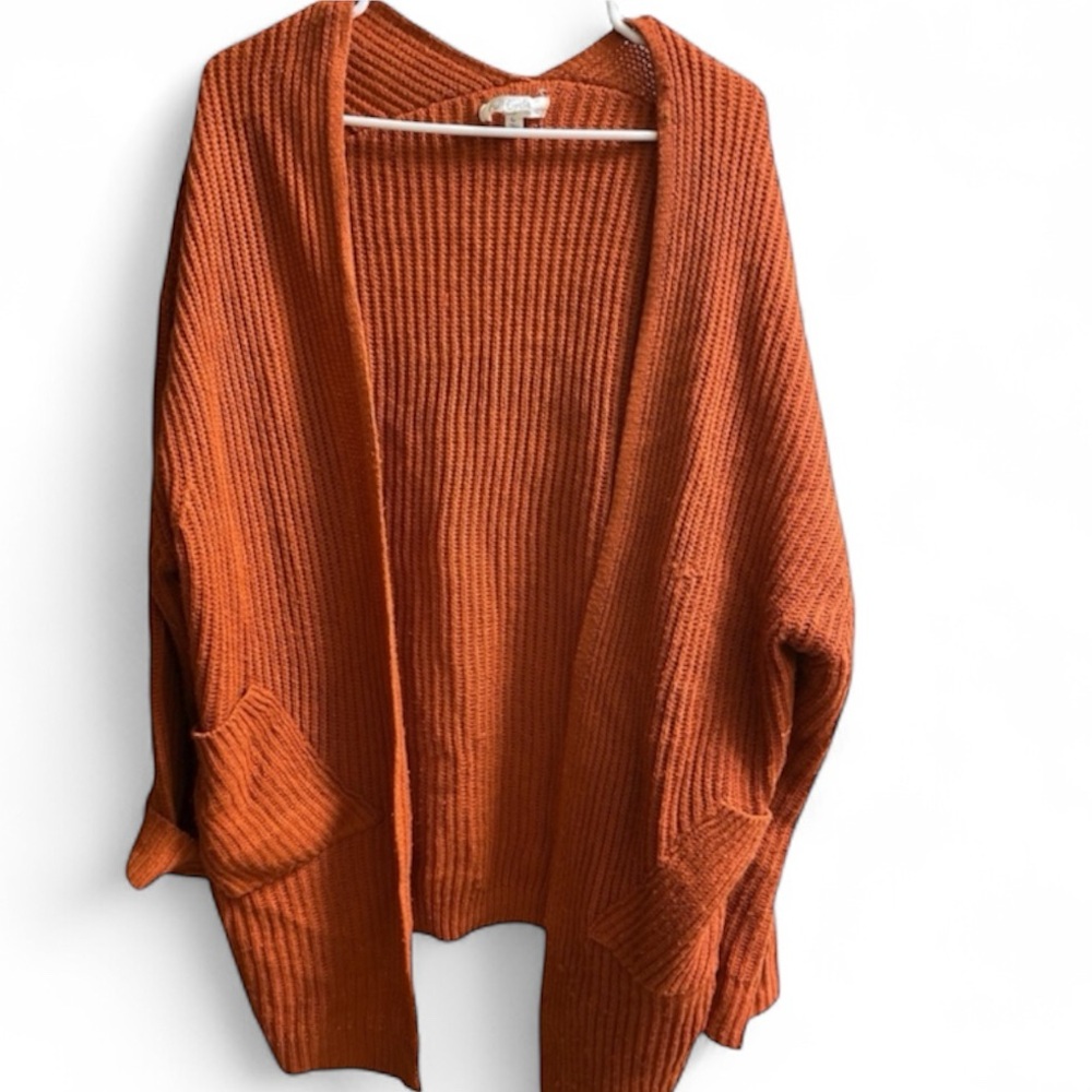⭐️ 3/$15 • Full Circle Trends• Knit Cardigan